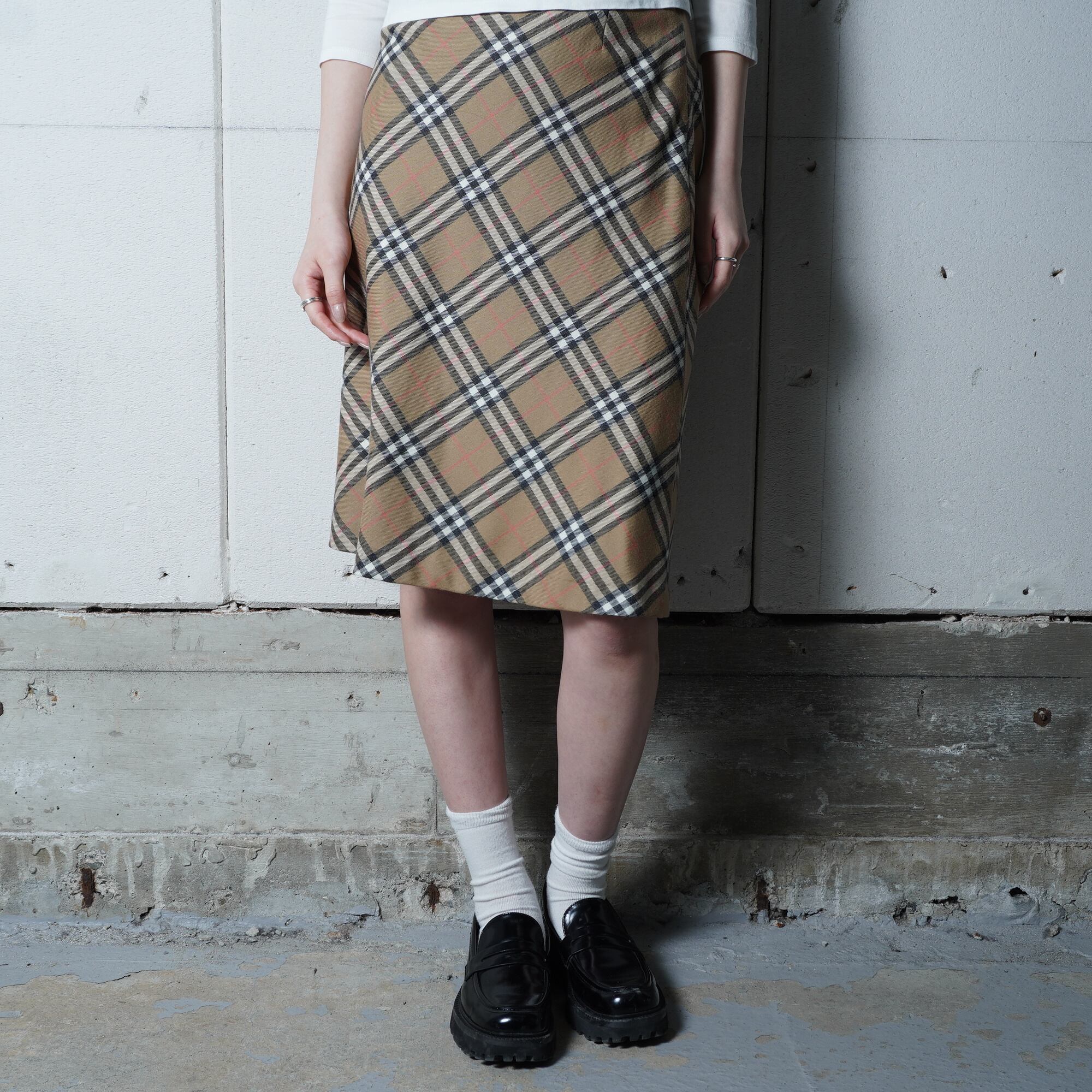 BURBERRY】バーバリー WOOL100％チェック柄スカート beige | MIXHIVE