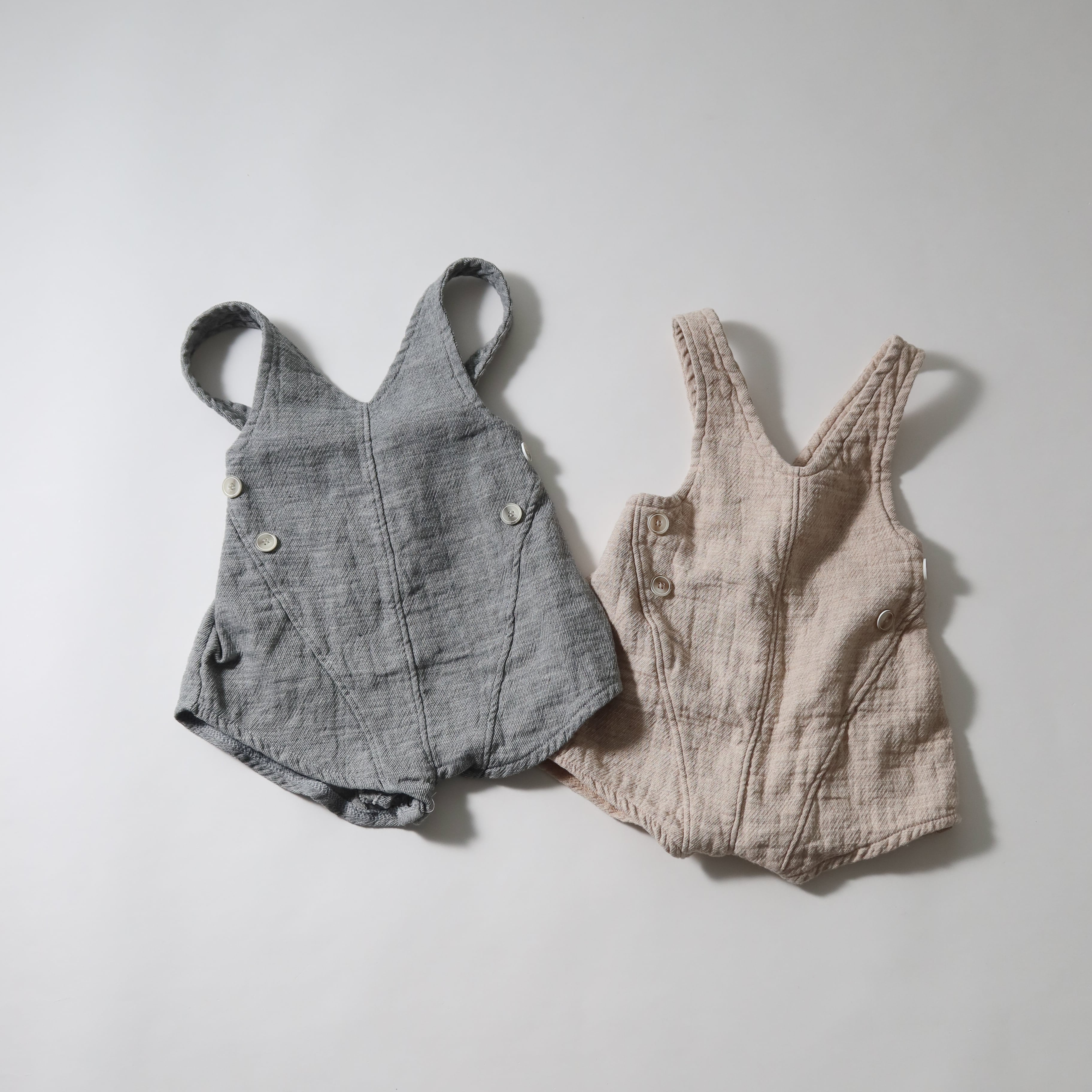 クラシックサスペンダーロンパース