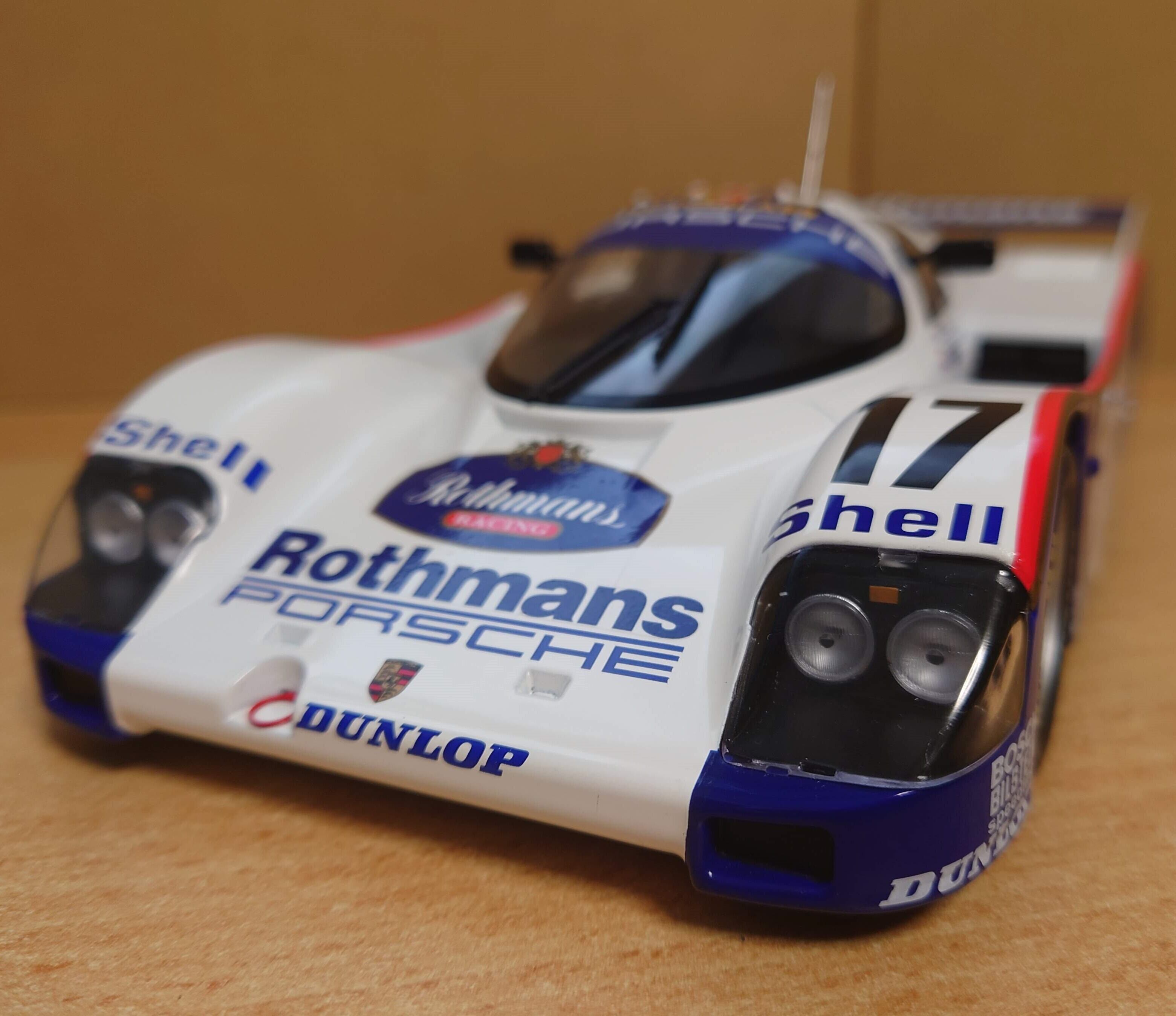 1/18 ポルシェ962C ロスマンズ ルマン 1987 優勝車 PORSCHE ROTHMANS