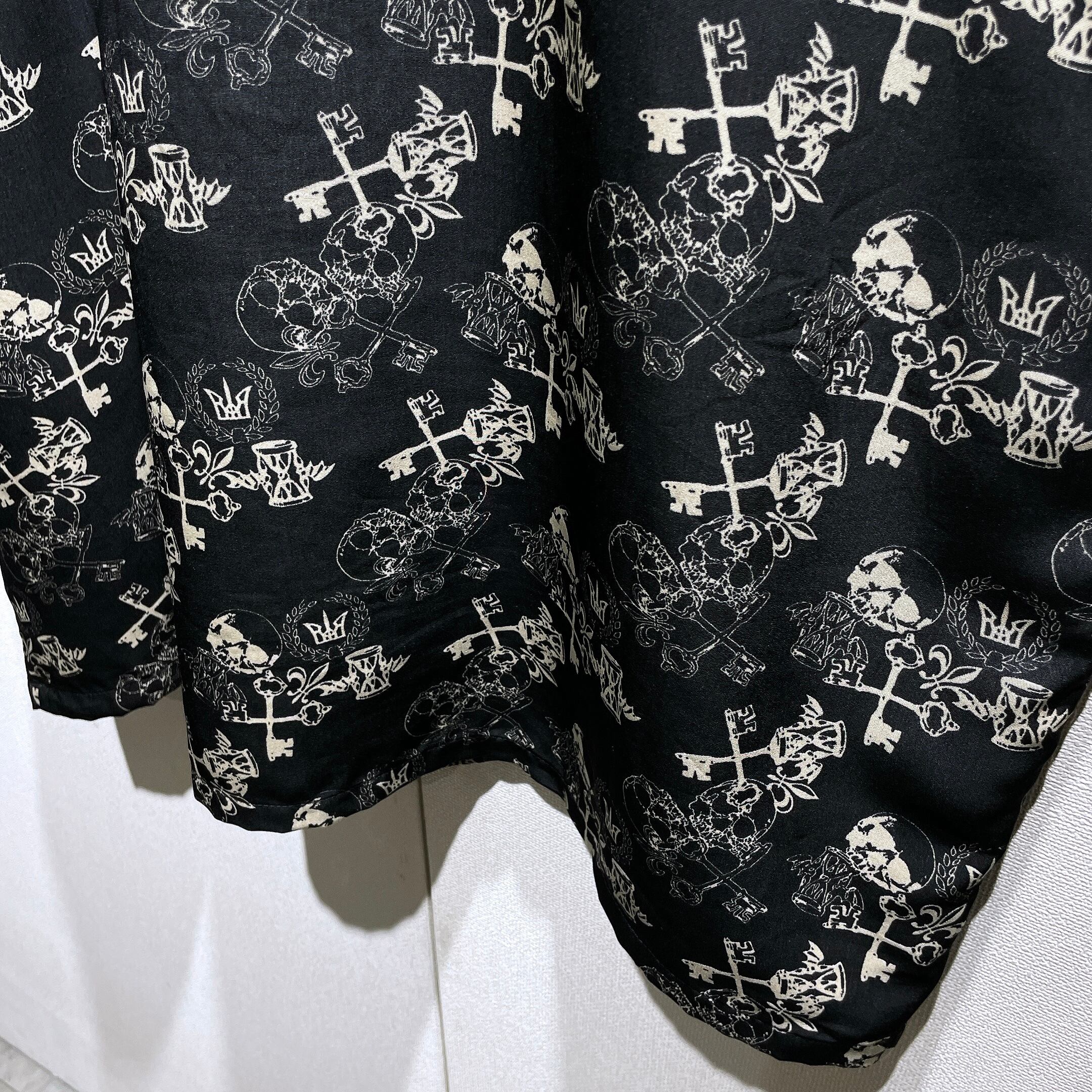 Black mode × Gothic pattern Design Drape loose SS open collar shirt