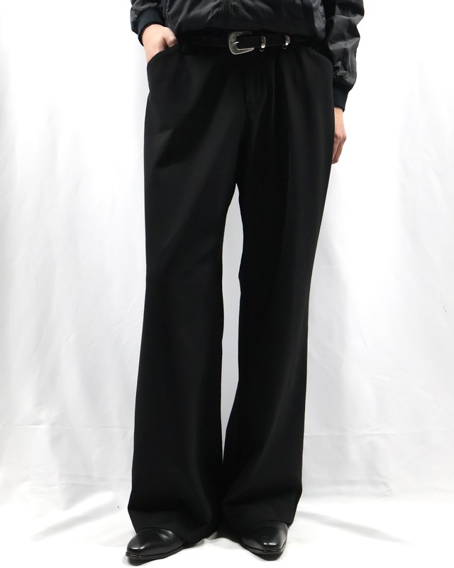 No-tuck wide straight slacks