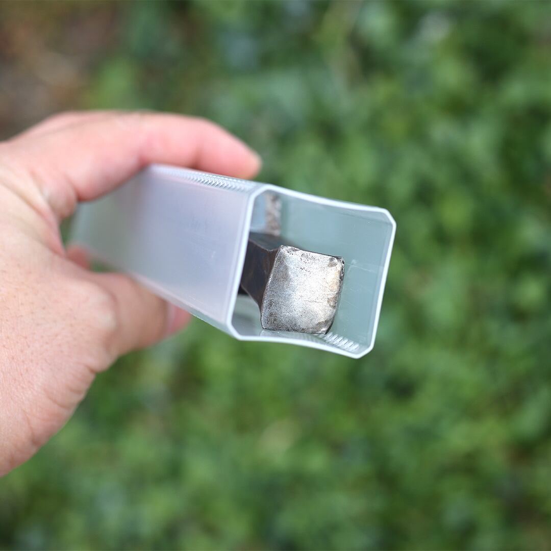 未使用　園芸用クサビ　農耕用クサビ　100個セット　特製ケース入り 業務用　大量 nicology-store_s1780