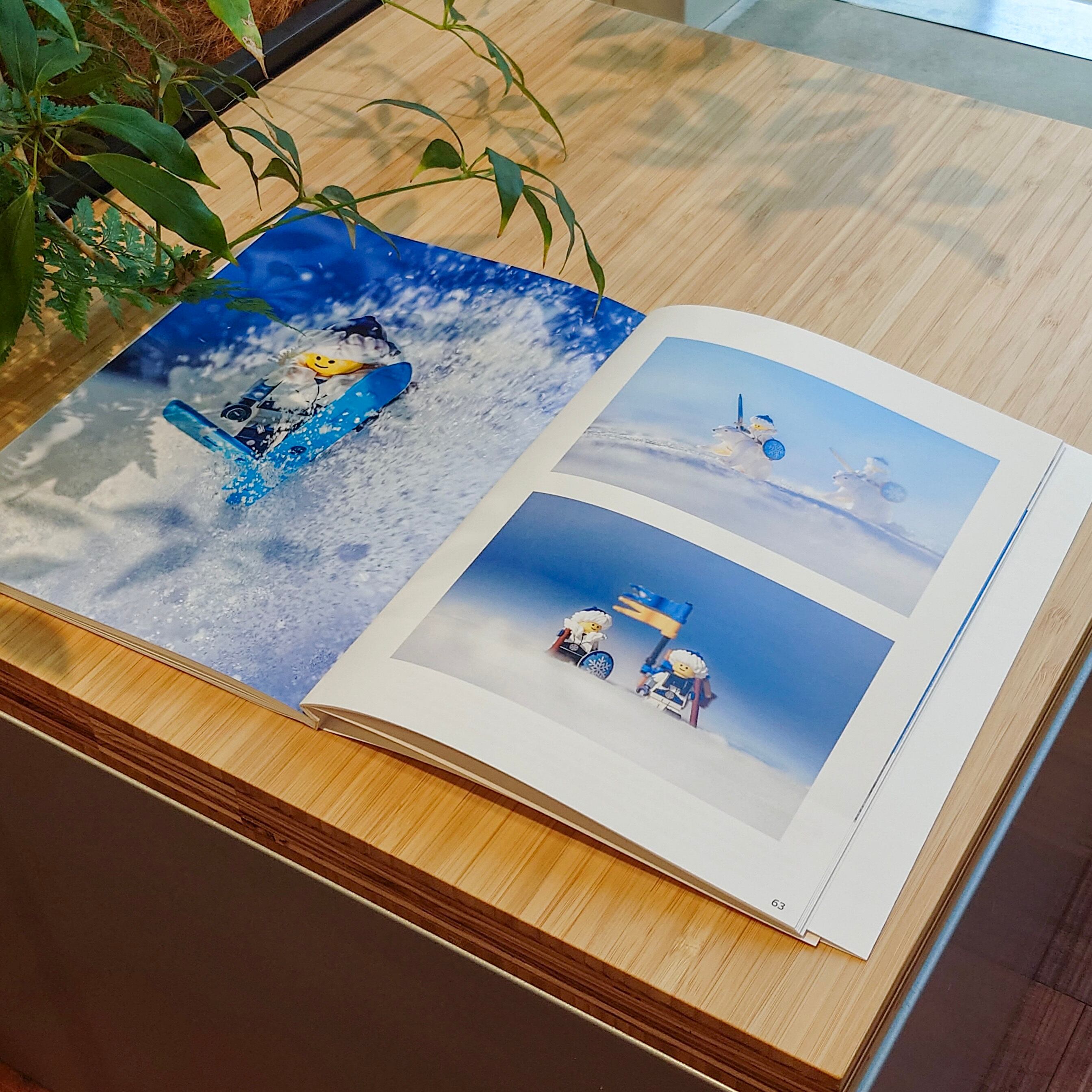 レゴのミニフィグ写真のフォトブック決定版（A4サイズ解説付き