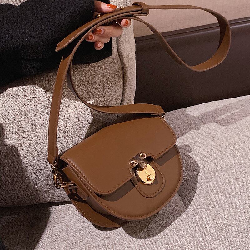 オータムウィンタースタンダードレッドワンショルダー レトロ 秋物 冬物 サドルバッグ シートバッグ Tiancai_Wing_Bag4503172201