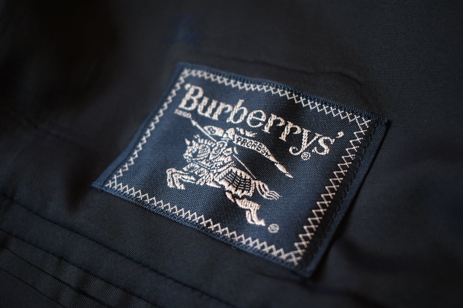 Burberry/バーバリー】金ボタンダブルブレストモヘアブレザー Burberry/バーバリー】金ボタンダブルブレストモヘアブレザー