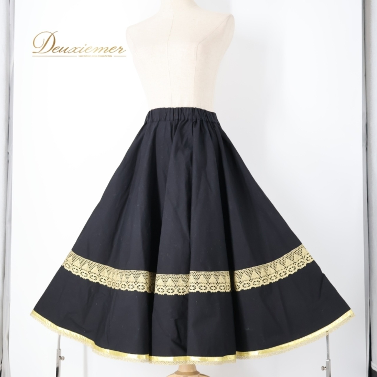 フォークダンス 衣装 スカート ブラック系 チャコット Chacott 黒 金 チロリアン チロルスカート シンプル ダンス衣装 練習 レッスン イベント かわいい 華やか レース ゴールド系
