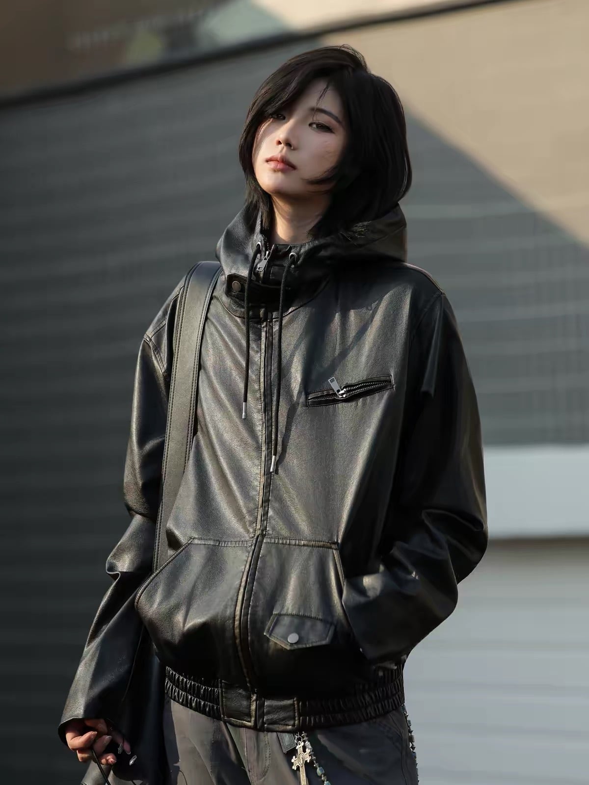 レザーライクフードジャケット / LEATHER LOOK HOODED JACKET