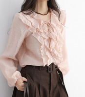 フレンチスタイルフリルブラウス