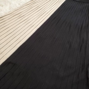 【USED】大人スカート　おしゃれ　可愛い　上品春