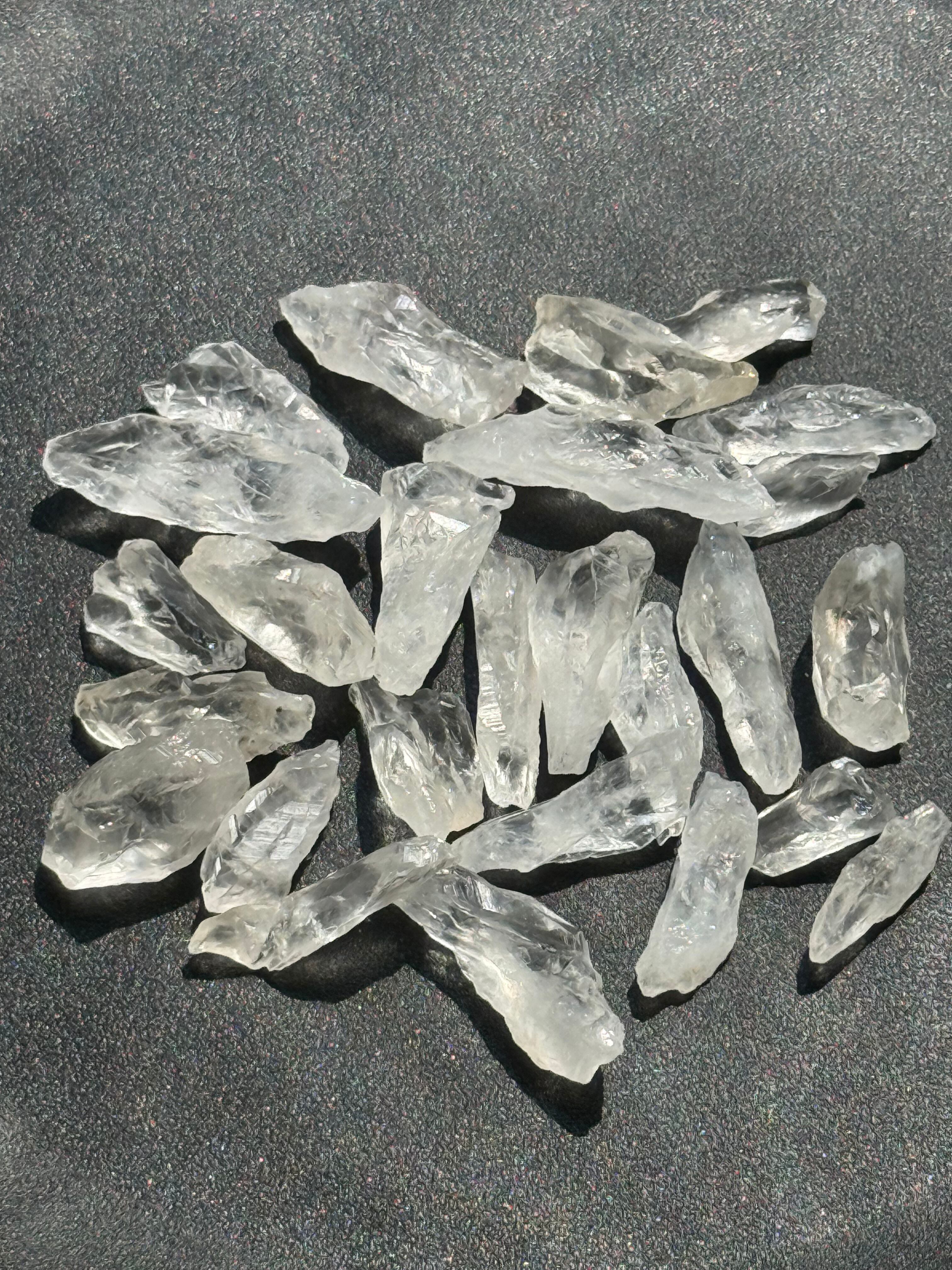 希少 サチャロカクォーツ 〜聖地のスピリットを宿す石〜 南インド産 ss101