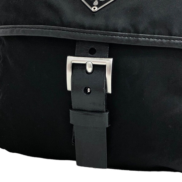 PRADA プラダ ショルダーバッグ ブラック トライアングルロゴ ナイロン フロントバックル vintage ヴィンテージ オールド newxix