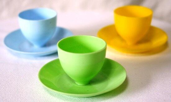 プラスチックエッグスタンド3P 旧東ドイツ | こりすのパン屋Base店