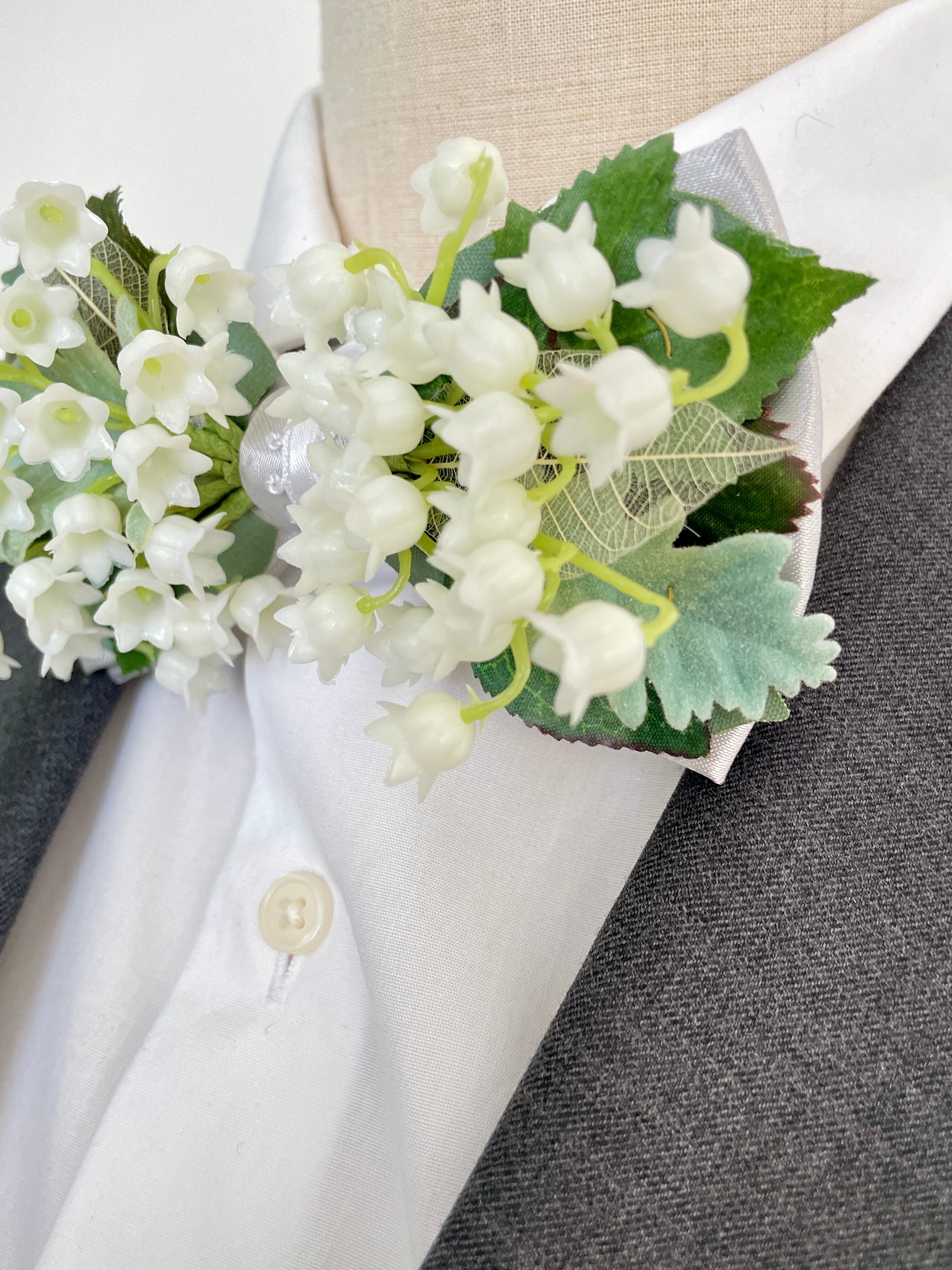 すずらんの蝶ネクタイ | mil petalos