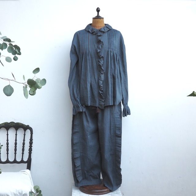 BUNON／ Ruffle Tuck Pants ／パンツ(Brown×Blue strip)
