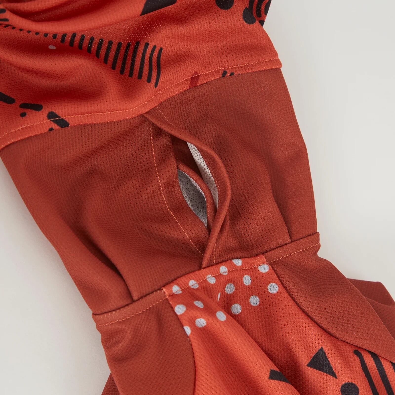 アルファアイコン　ダブルフルドッグガード　オレンジ/茶 アルファアイコン ダブルフルドッグガード オレンジ/茶 【新商品