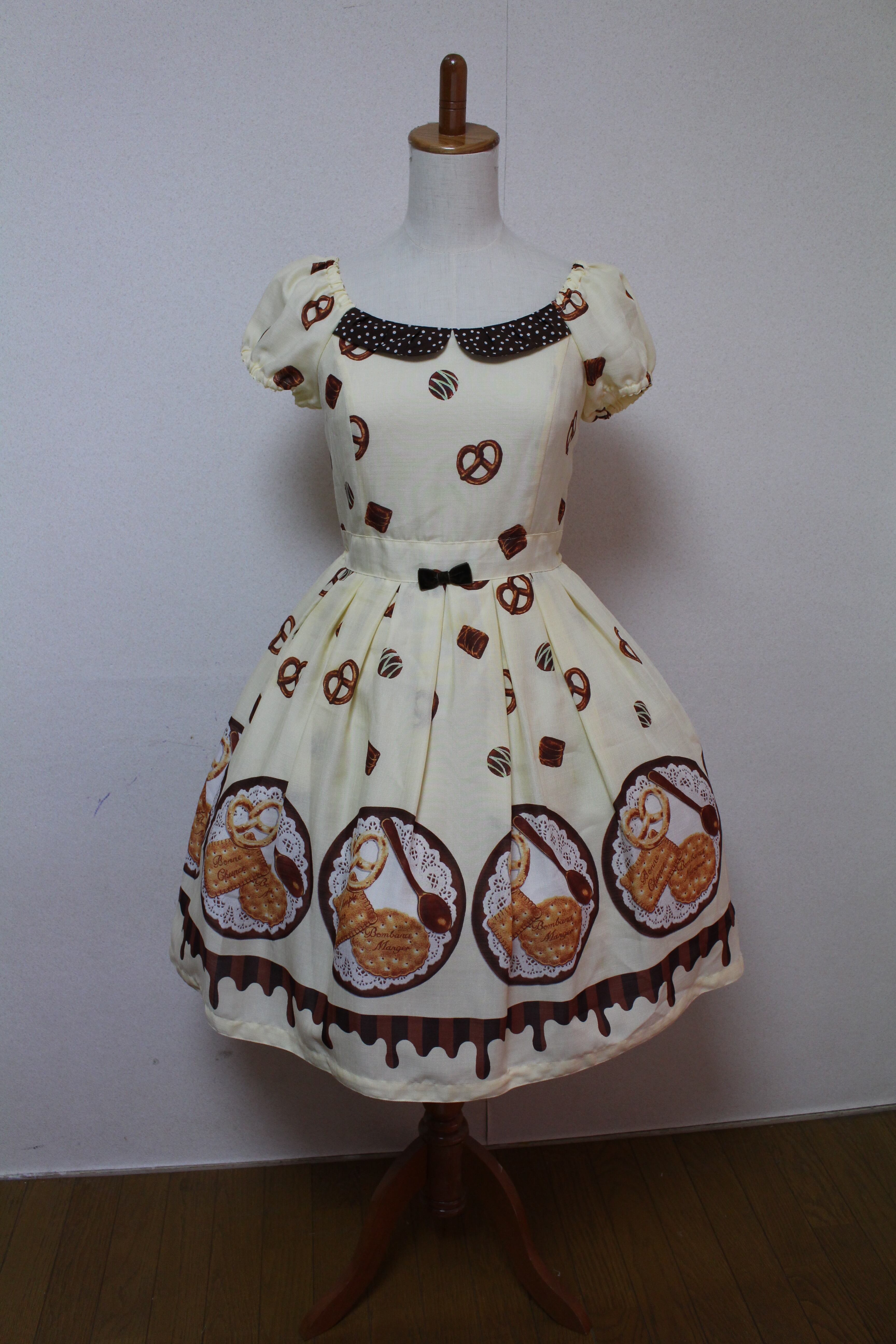 Emily Temple Cute ビスケット&チョコワンピース