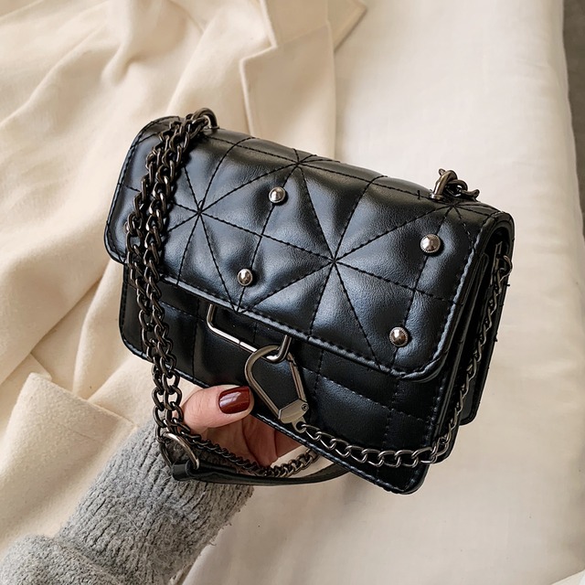 ネットセレブリティスモールブラックバッグメスバッグ2020人気新トレンドバージョンのワイルドクロスボディスモールバッグチェーンバッグファッションスモールスクエアバッグ 手作りハンドバック83970580437