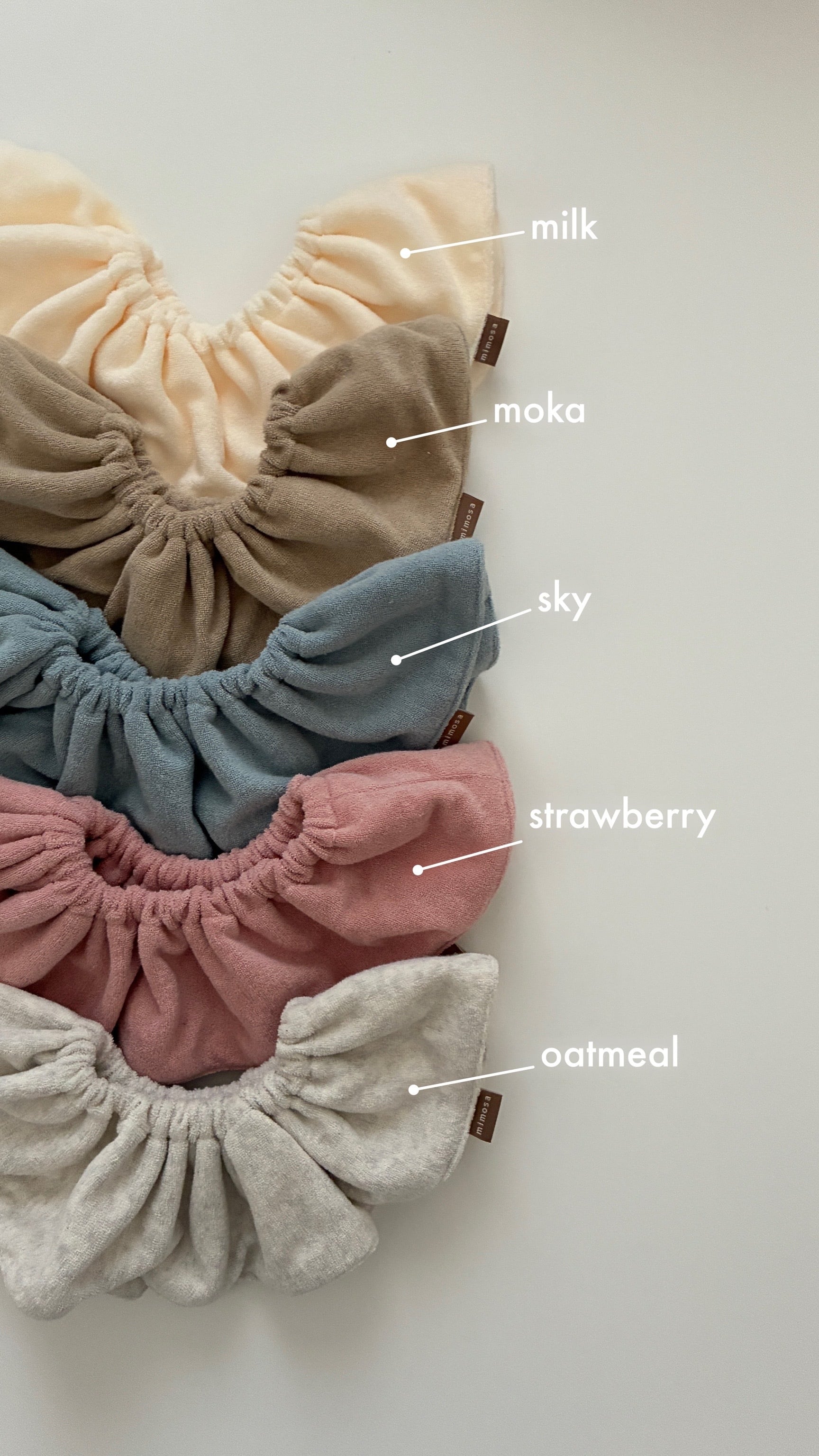 pile frill bib