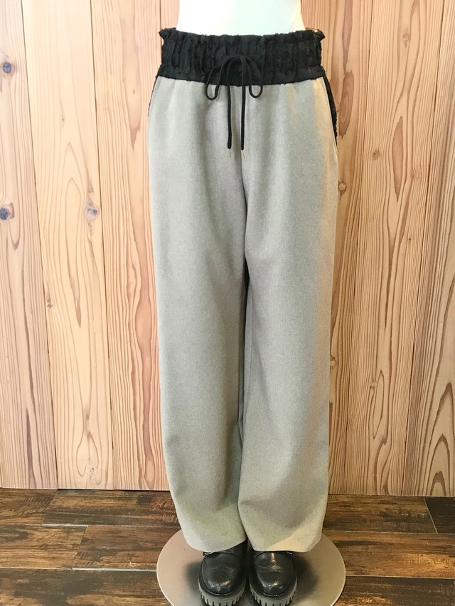 【trois】シャンブレージャガードワイドパンツ