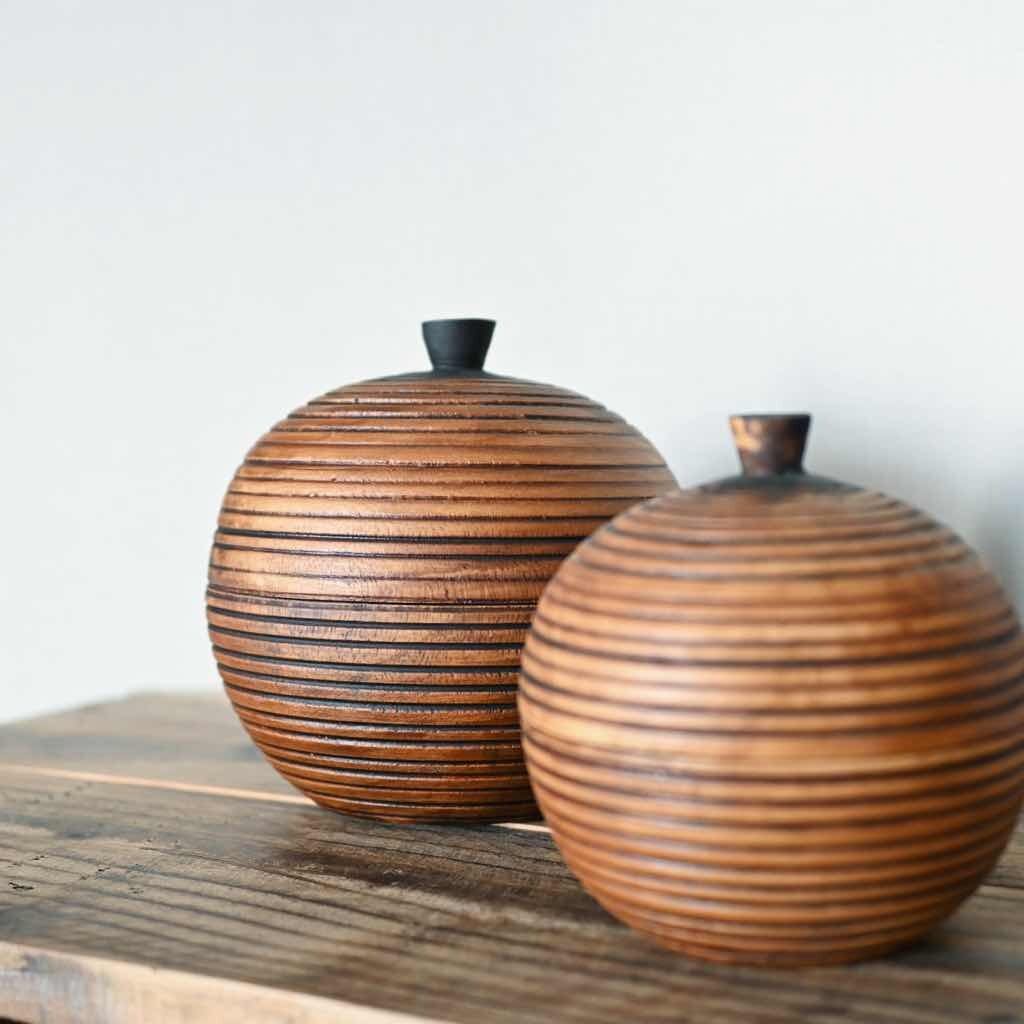 木製 小物入れ 教会の絵柄 蓋付きスウェーデン製木製ふた付き小物入れ