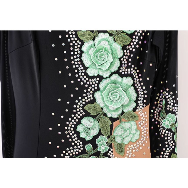 オフショルダー グリーンローズモチーフ モダンドレス 1col　D00258