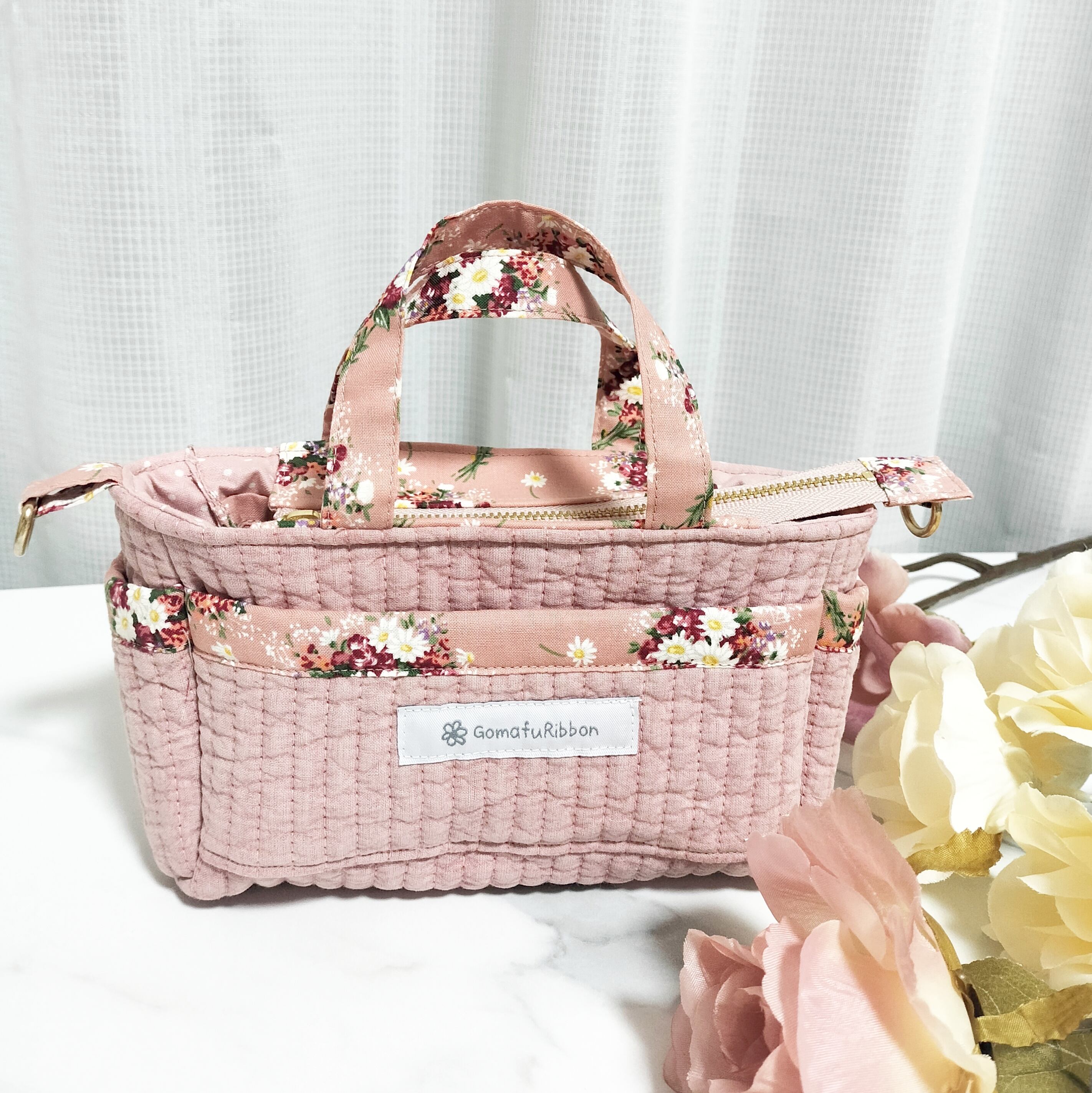 フリルヌビトートバッグ(黒) 花柄コ~デュロイ シルバー金具リボン A4