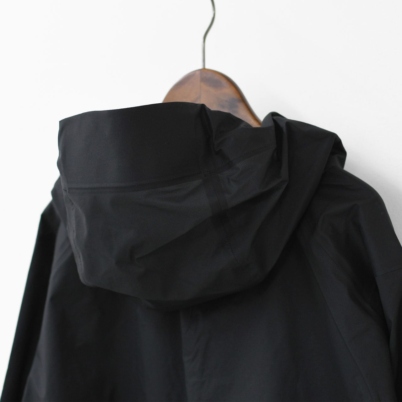 DESCENTE ALLTERRAIN [デサントオルテライン] LIGHTWEIGHT SHELL