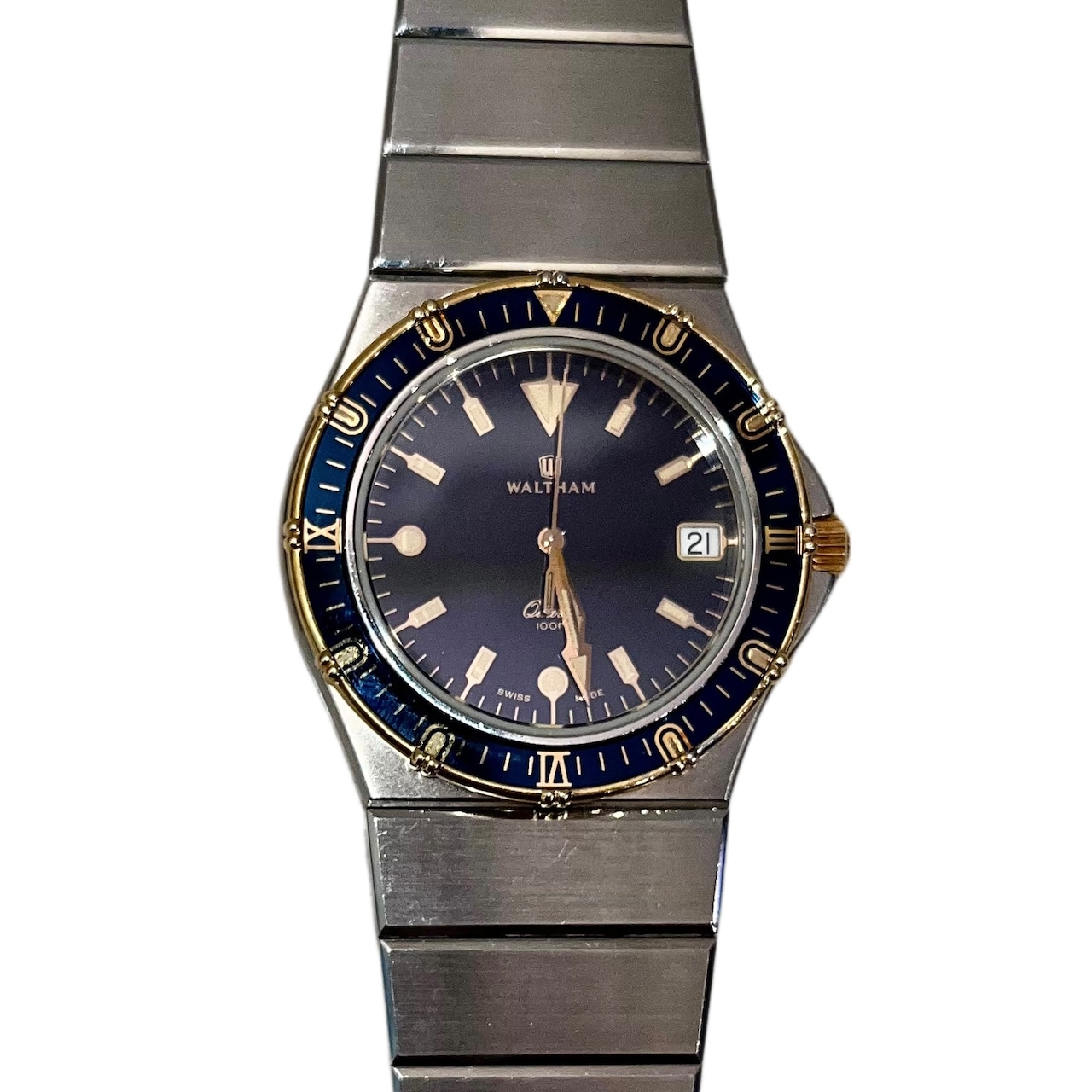 vintage WATHAM thin diver's quartz watch