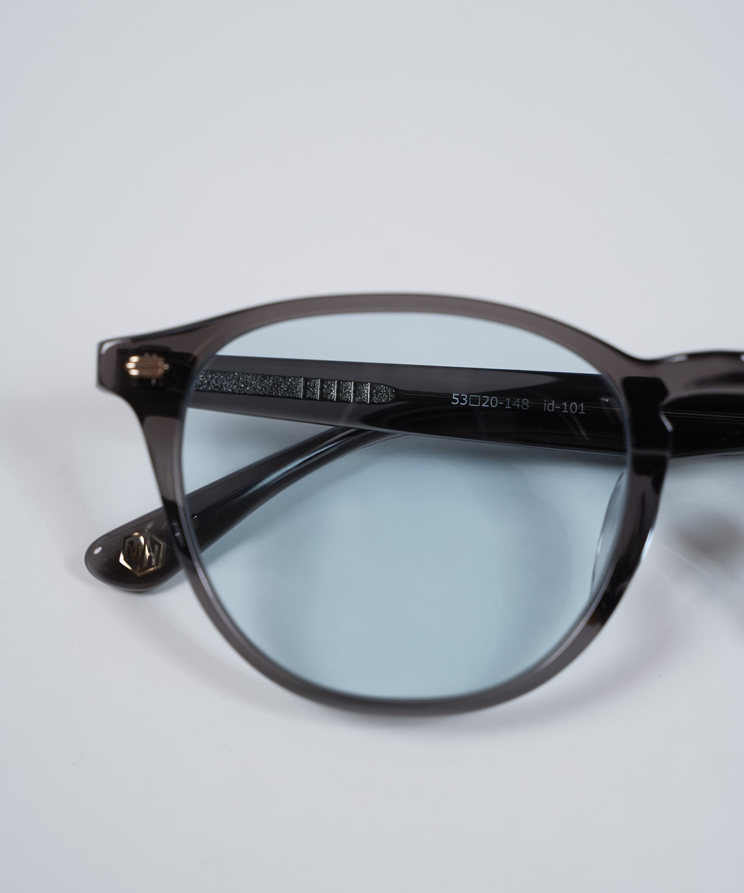 DARK GRAY FRAME SUNGLASSES［MHA001］ | mavehawk