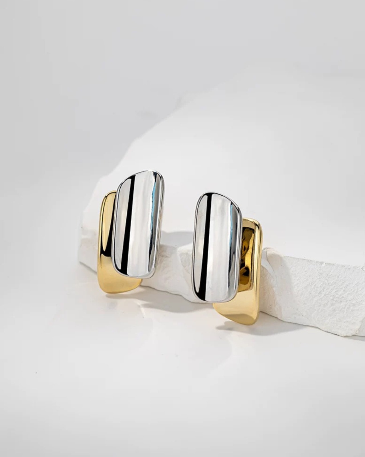 デュアルトーンカーブピアス  A0412 - 3