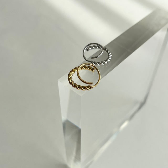 twist pierce ステンレスピアス