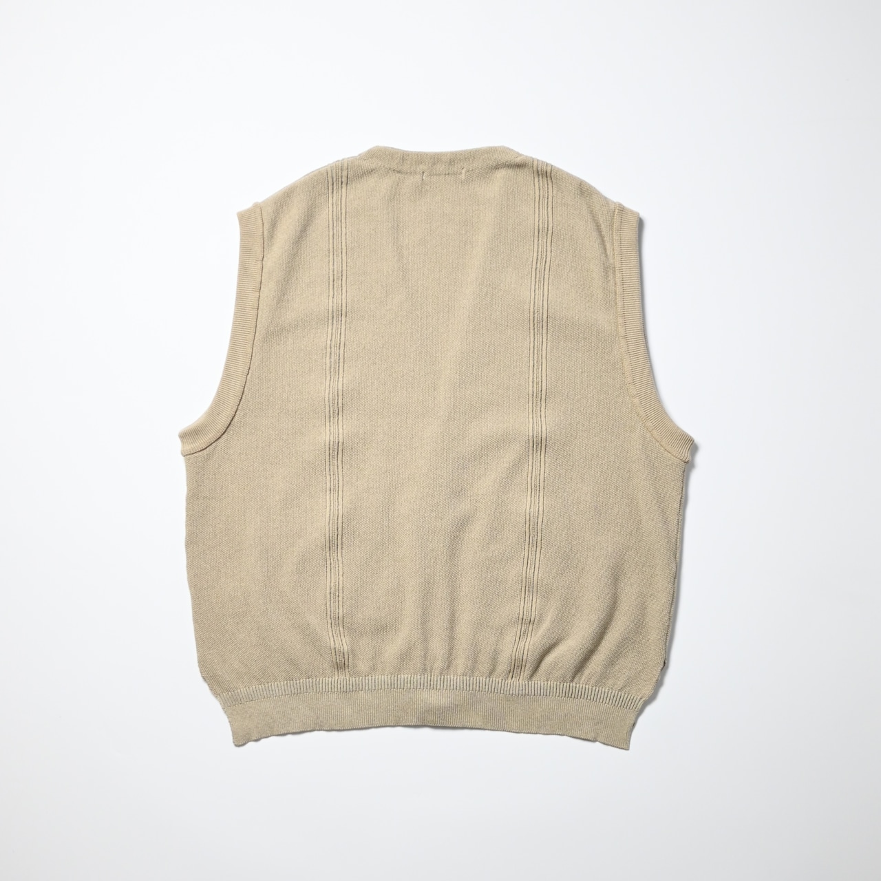 YASHIKI / GANKO別注 ×Shirotsume V-neck Vest(kibata)