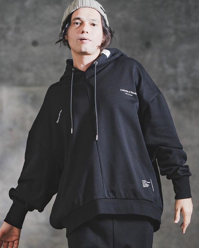 【GLIMCLAP】ポイントグラフィック スウェットフーディー　(192-057-gla-cf)