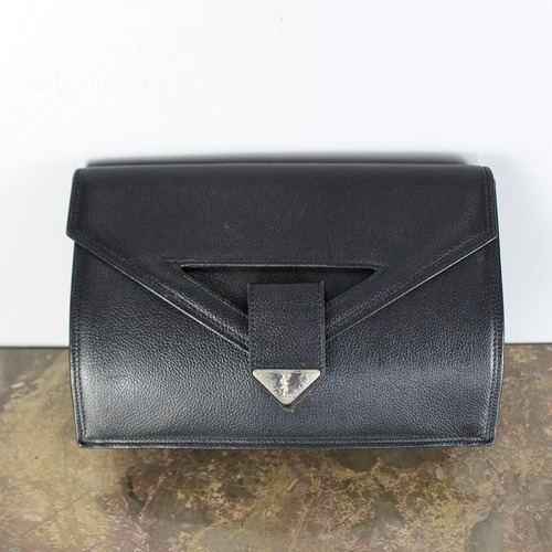 .YVES SAINT LAURENT LOGO LEATHER CLUTCH BAG/イヴサンローランロゴレザークラッチバッグ 2000000037530