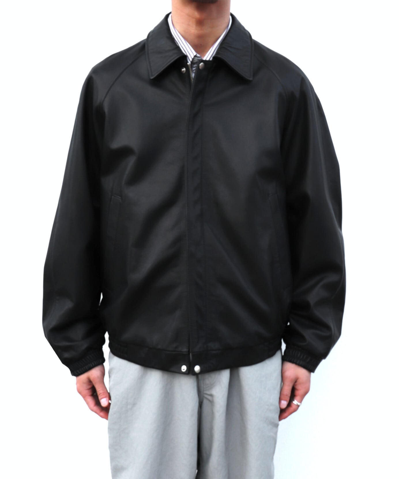 ruuuです。 UNIVERSAL PRODUCTS. / 253-60408 LEATHER BROUSON (BLACK