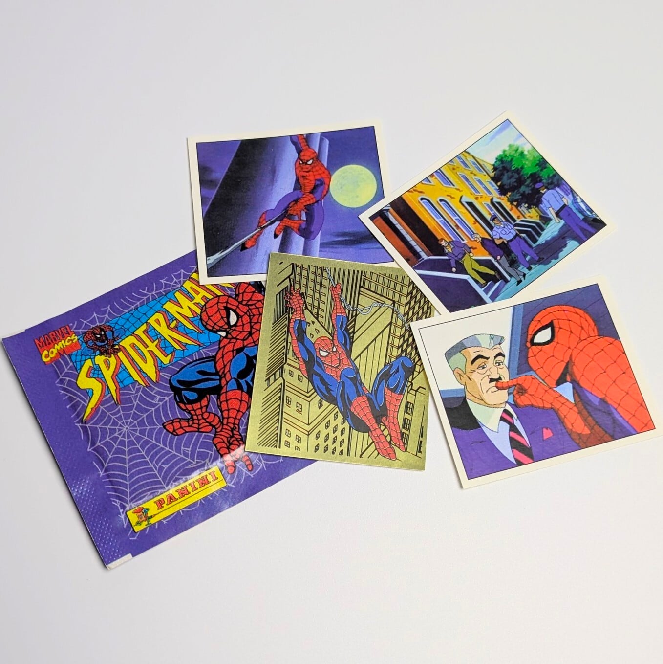 ☆送料無料!☆ VINTAGE 1995【 Spider-Man / スパイダーマン 】スパイダーマン クロモス アデシボス(Cromos Adhesivos)/ トレーディングステッカー 単品 (1個=4STICKER入)〚アメリカン雑貨 アメトイ〛