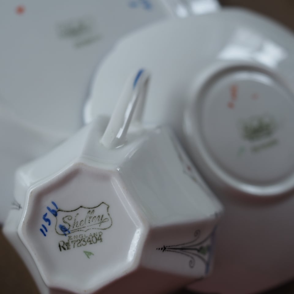 タロット18 月 】英国シェリーShelley クイーンアン アイリス トリオ