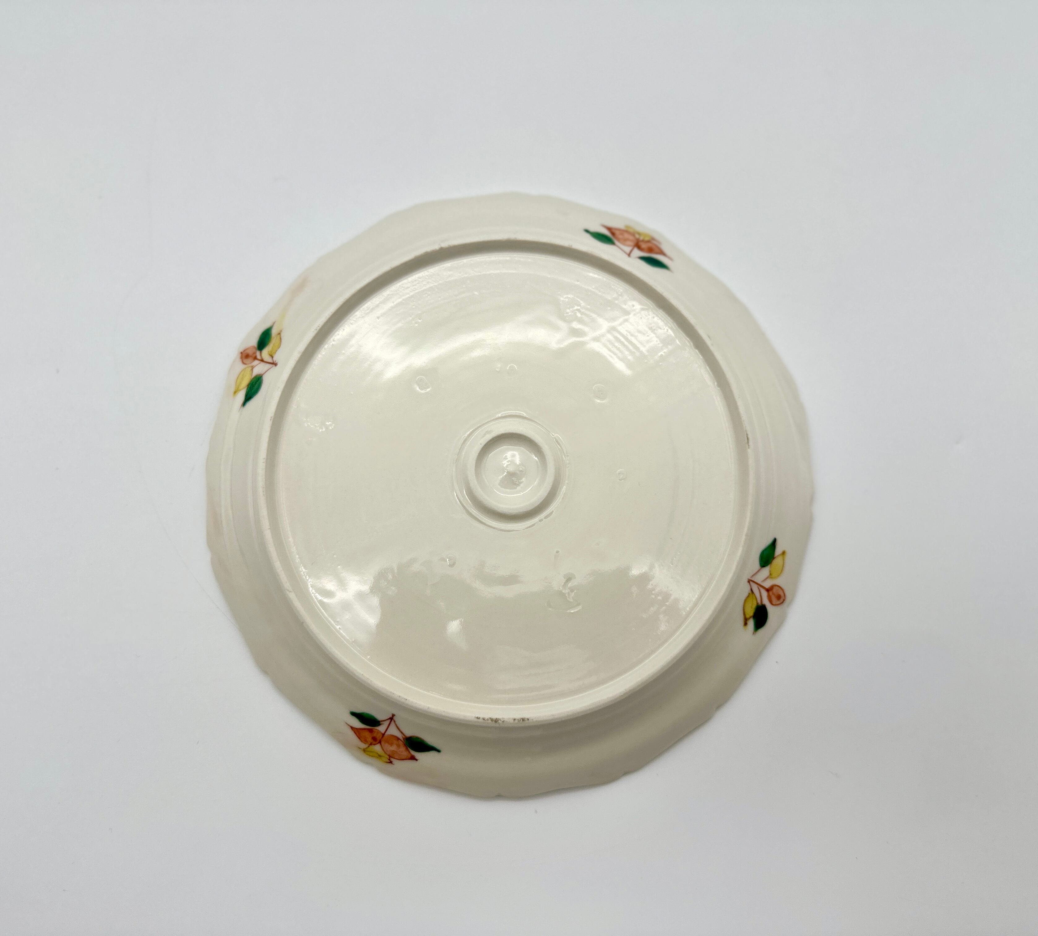 宮田竜司 呉須 赤絵 (花絵柄) 稜花皿 (中) | pomod'adamo (ポモダダモ)