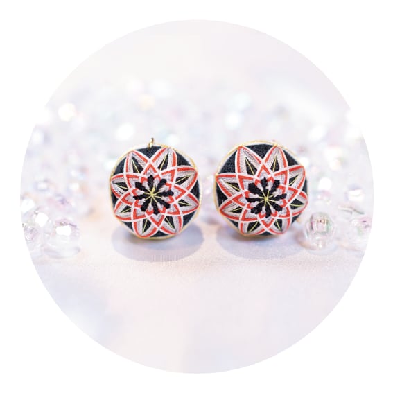 はぴ★様order♡ 赤丸イヤリング込み　NO.100 和ピアス／イヤリング（風車B） ピアス（フック・チェーン） latte0129