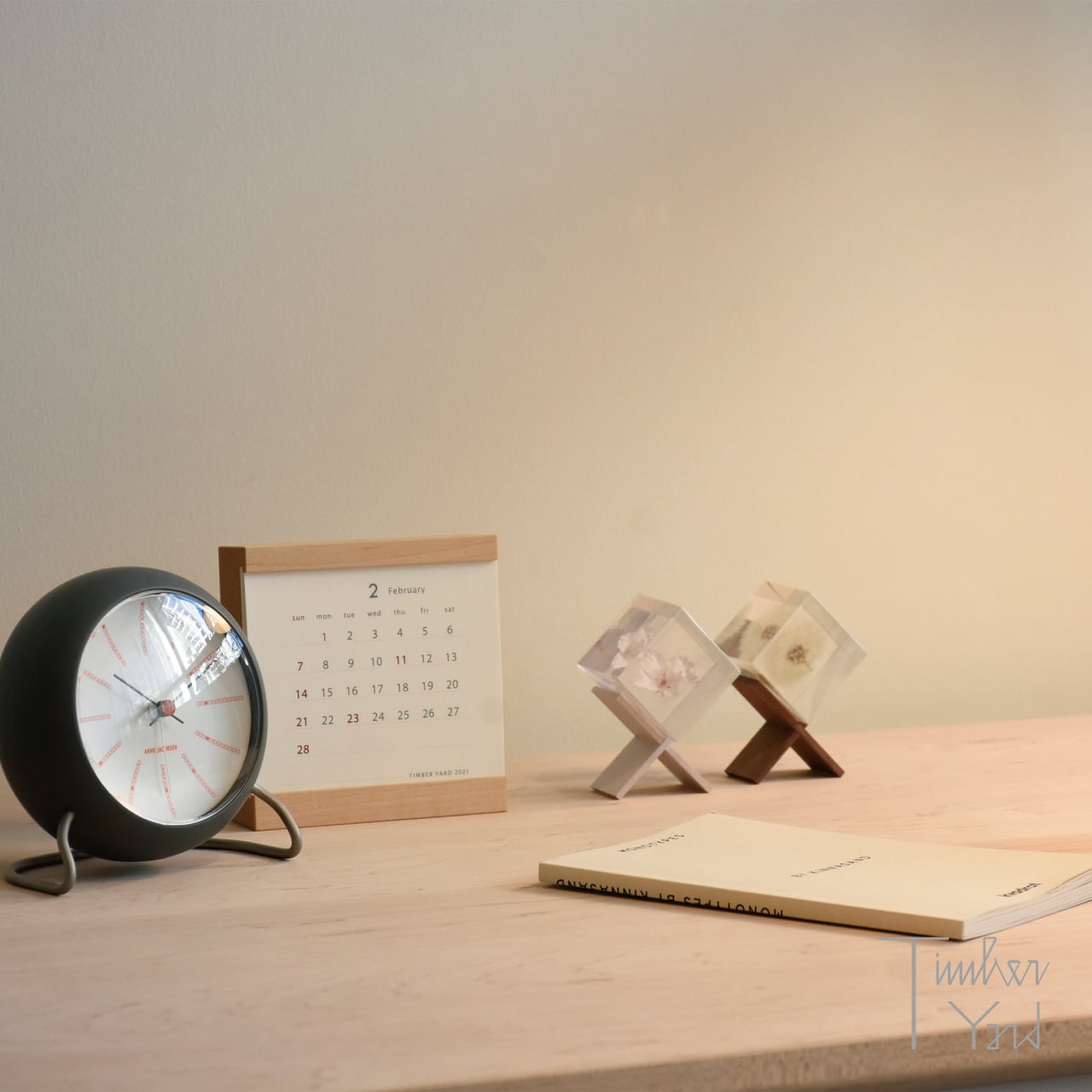 Table Clock / BANKERS / Grey / Φ110mm / アラーム / スヌーズ / LED