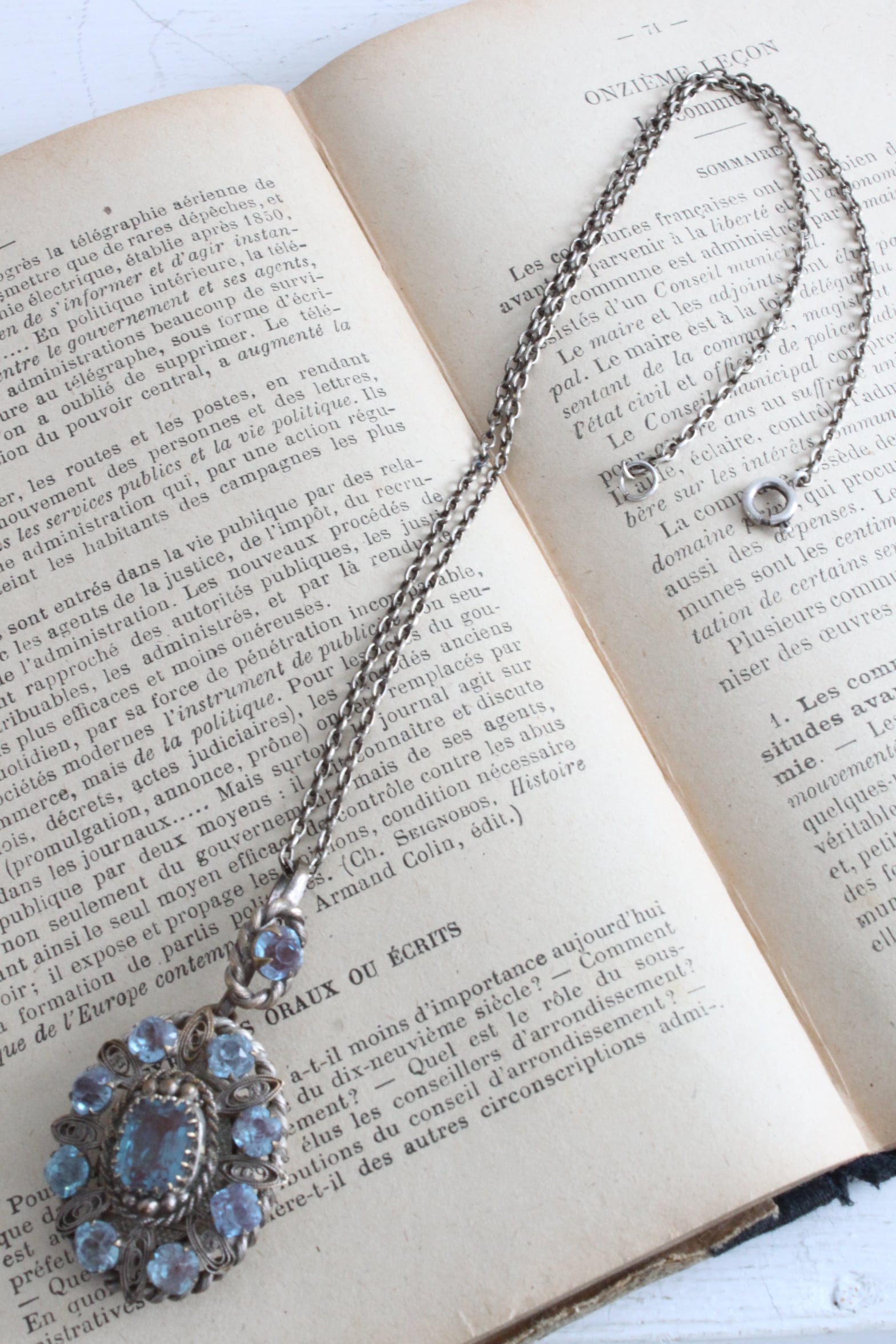 レア・サフィレット ロケットペンダント | Milfy(ミルフィ)