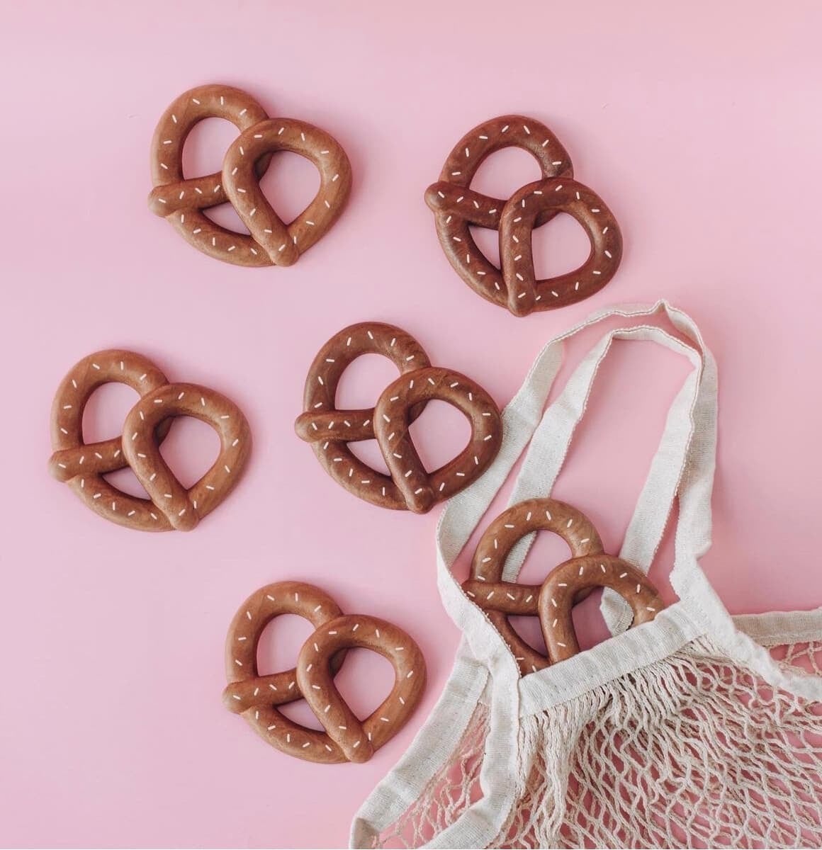 即納】WOODEN PRETZEL 木製プレッツェル | yumyumyummy