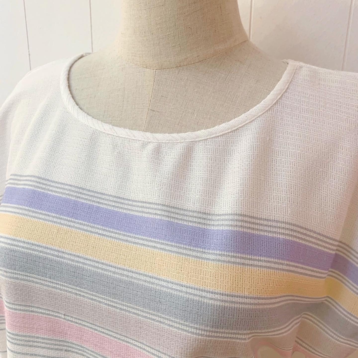 sherbet border french sleeve one-piece