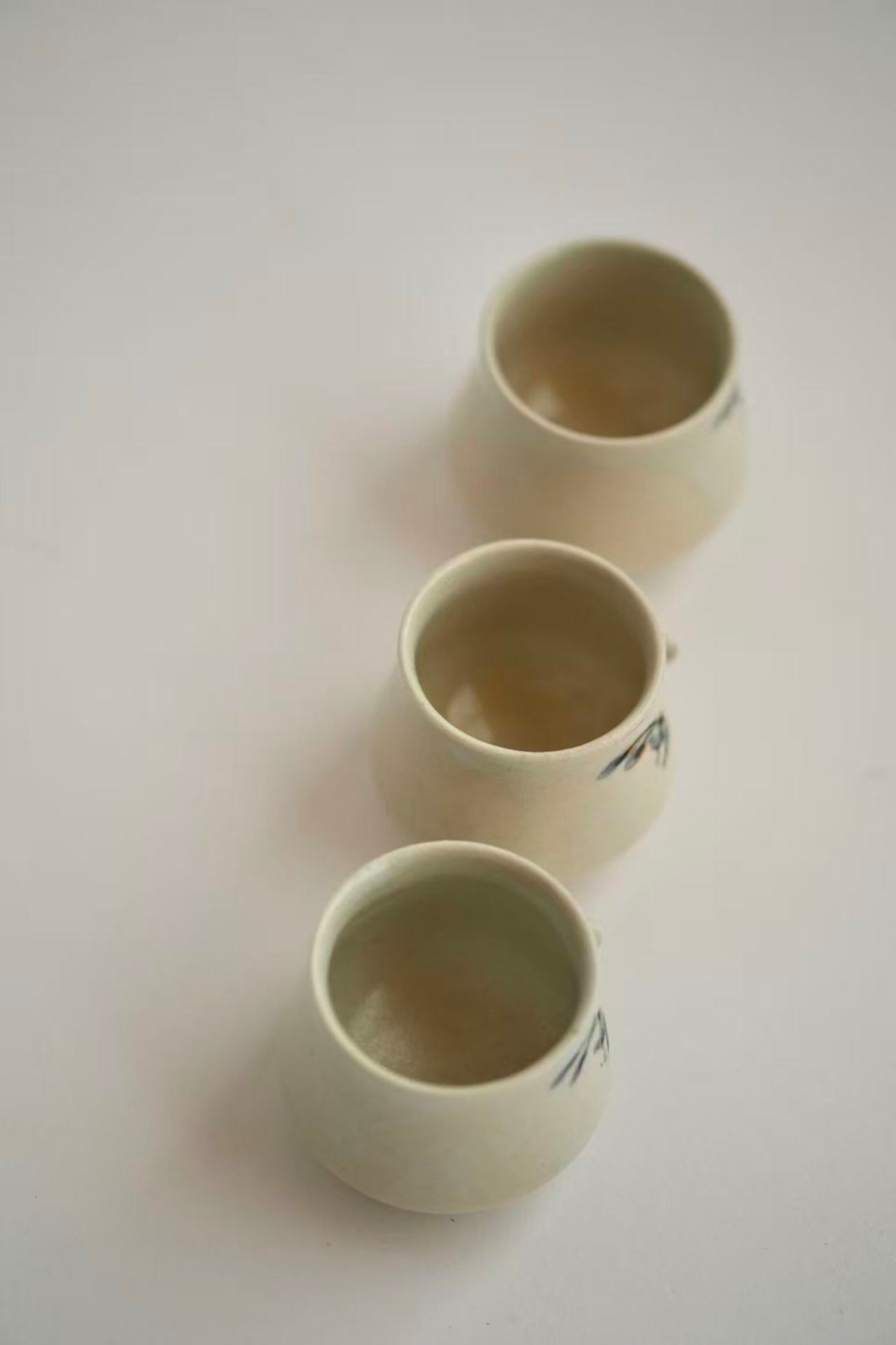 松本郁美 Ikumi Matsumoto - 白磁茶杯 cups