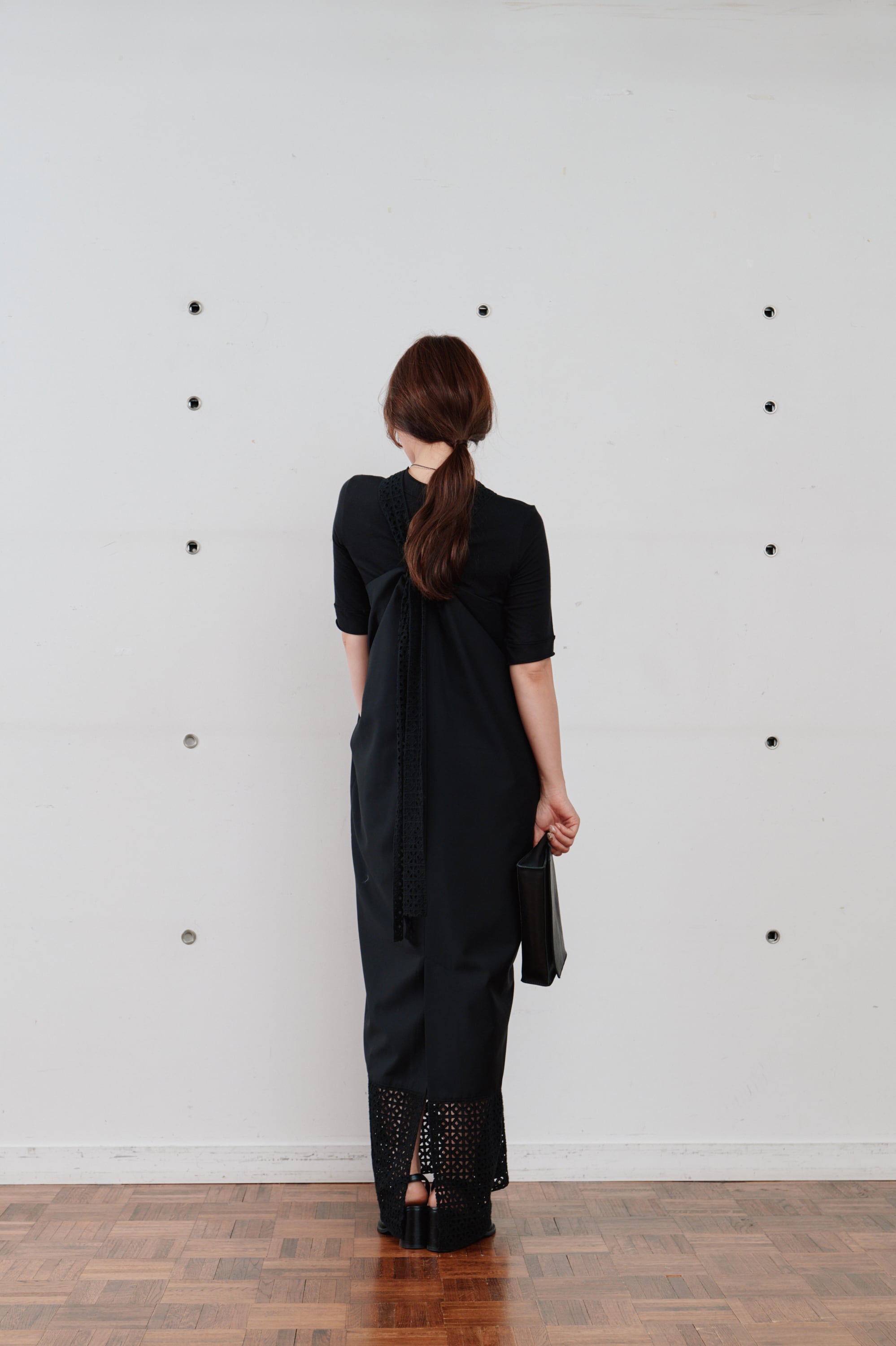 Hella lace tie over dress レースタイオーバードレス Black | planet3rd
