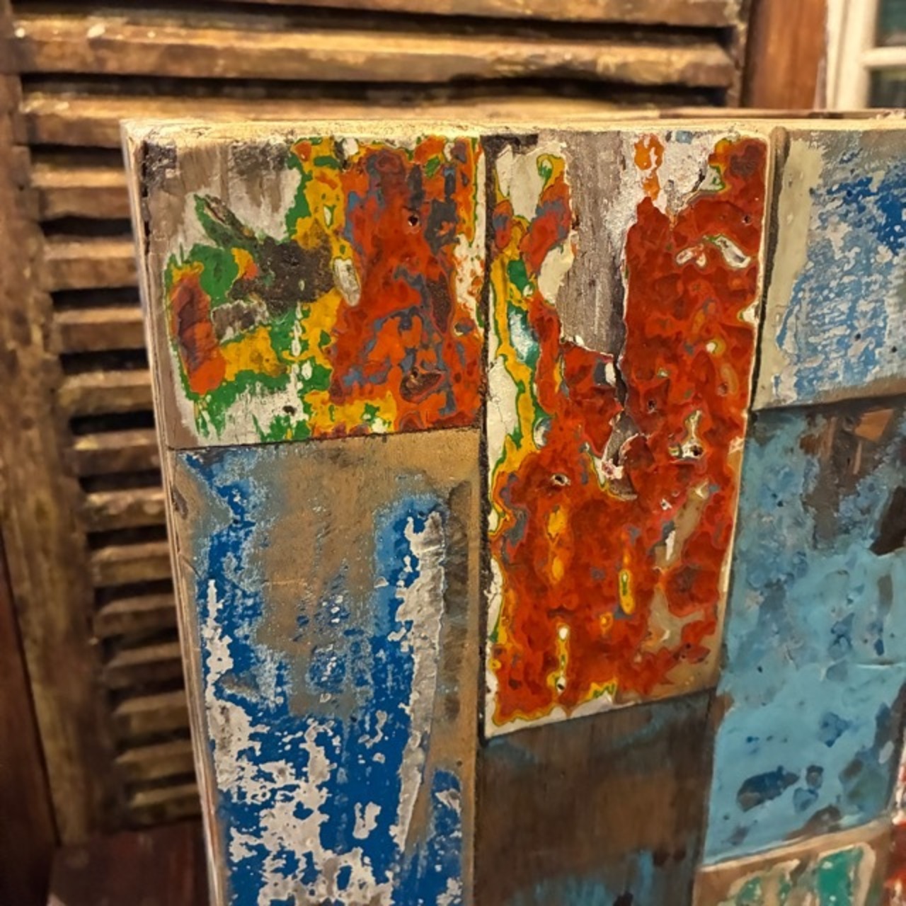 Indonesia Recycled Wood Box / インドネシア リサイクルウッドボックス チークウッド 木製 一点もの ハンドメイド 漁船材 ペイント カラフル マルチカラー木目調 再利用 エスニック 腰掛 収納ボックス リビング収納 置物 インテリア 雑貨 ギフト プレゼント