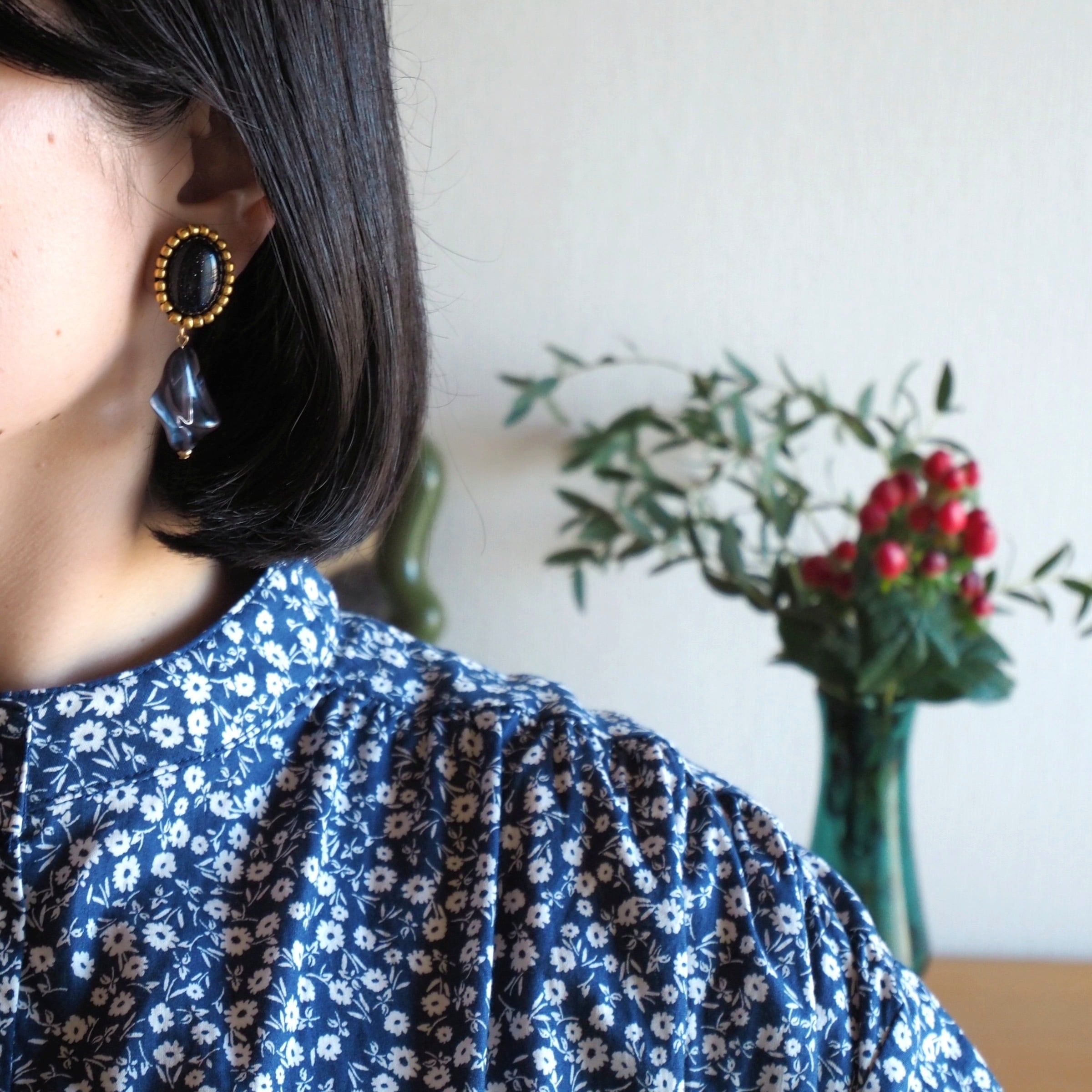 Outlet sale!】オーバルカボションとビーズの大ぶりピアス/イヤリング