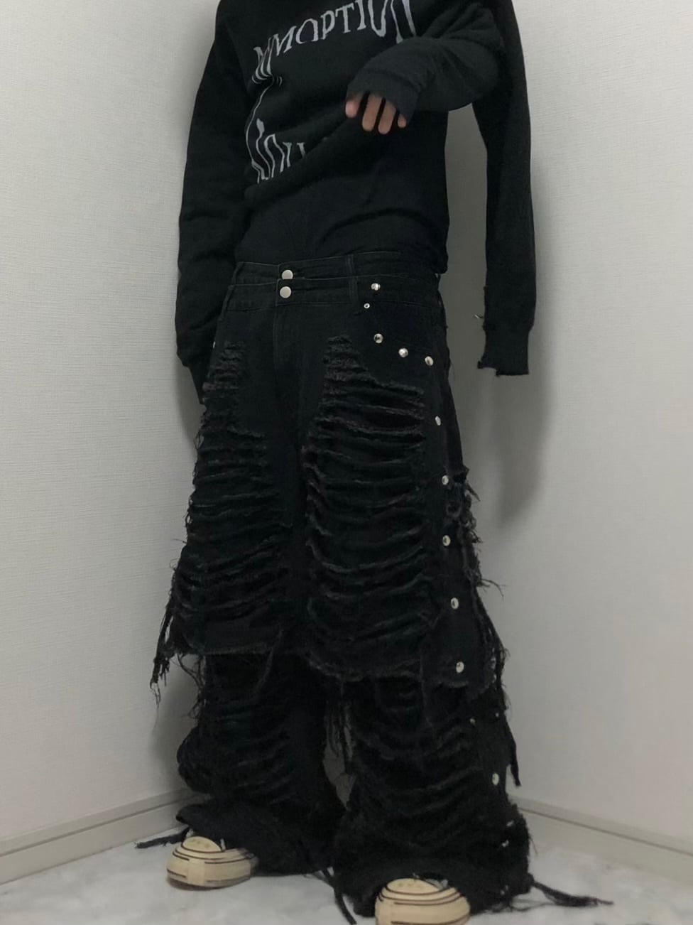 half docking damage black denim pants | mmoption