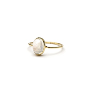 S925 PETIT STONE THIN RING -RAINBOW MOON STONE-