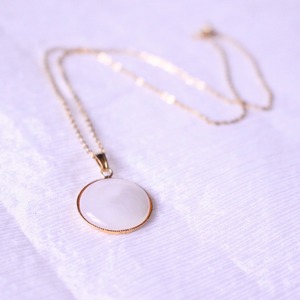 shell pendant　ネックレス